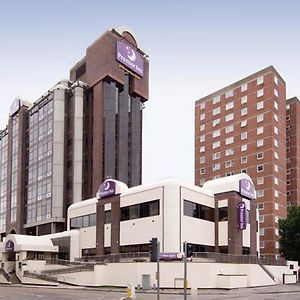 Premier Inn Sunbury - Kempton Park